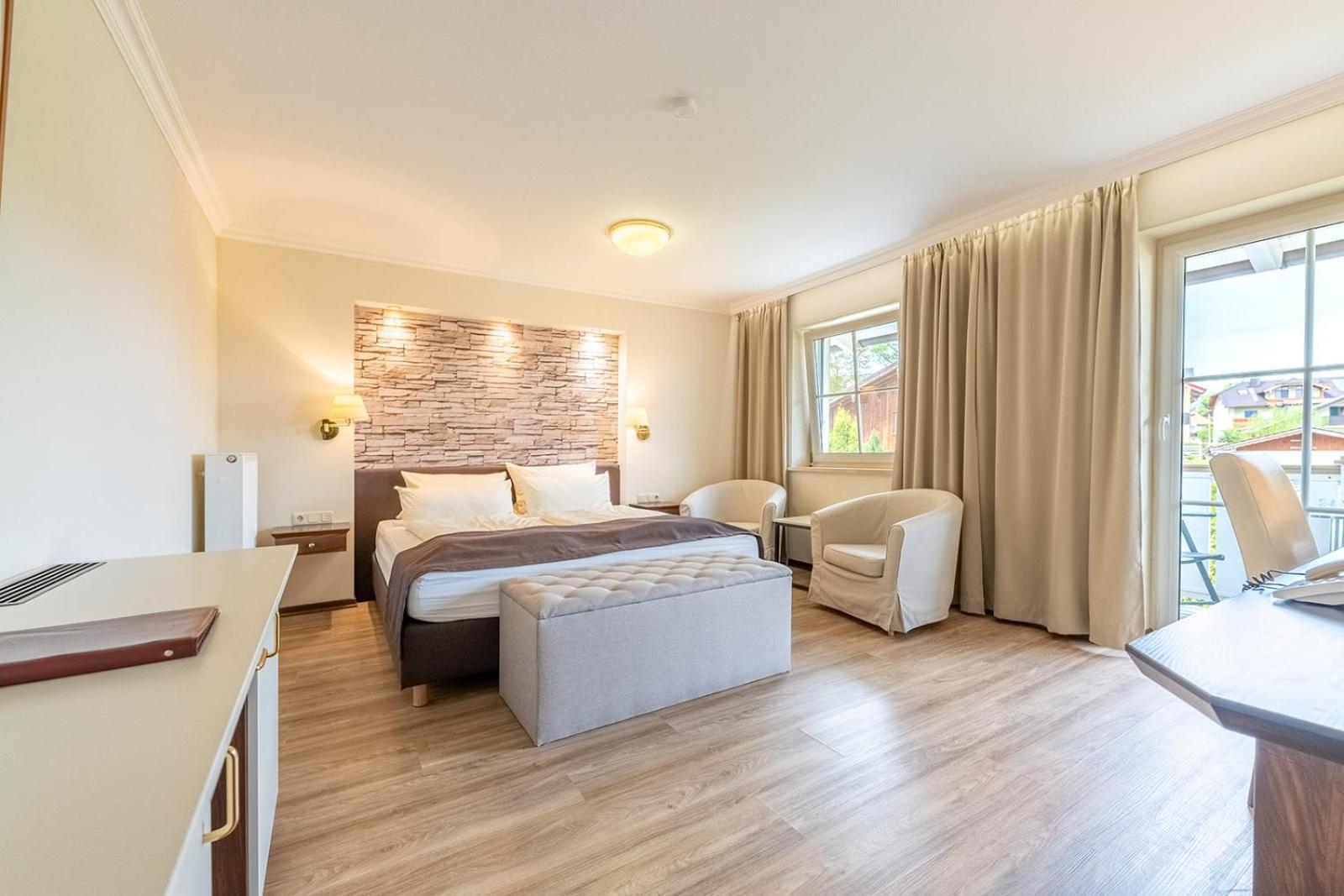 Chiemseestern Vacation & Recreation "Adults Only" Gstadt am Chiemsee Rum bild